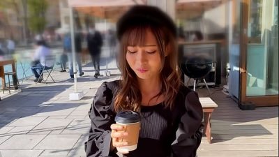 ハメ撮り　出勤前のセフレと昼間っからホテルIN！誰もが認める超絶美女がバニーコスしながら杭打ちピストンで搾り取ってくる。18歳のキツキツマンコは気持ちよすぎてオジサン持たないっす。おさまらない性欲に応えるべく、ポルチオガンガン突きまくってエビ反りしながら絶頂。https://bit.ly/3JfnITa